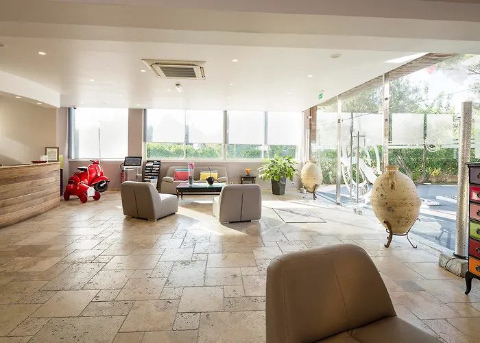 Otel La Lagune