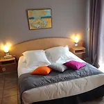 拉古娜酒店 4*