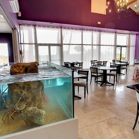 Отель La Lagune Люссиана